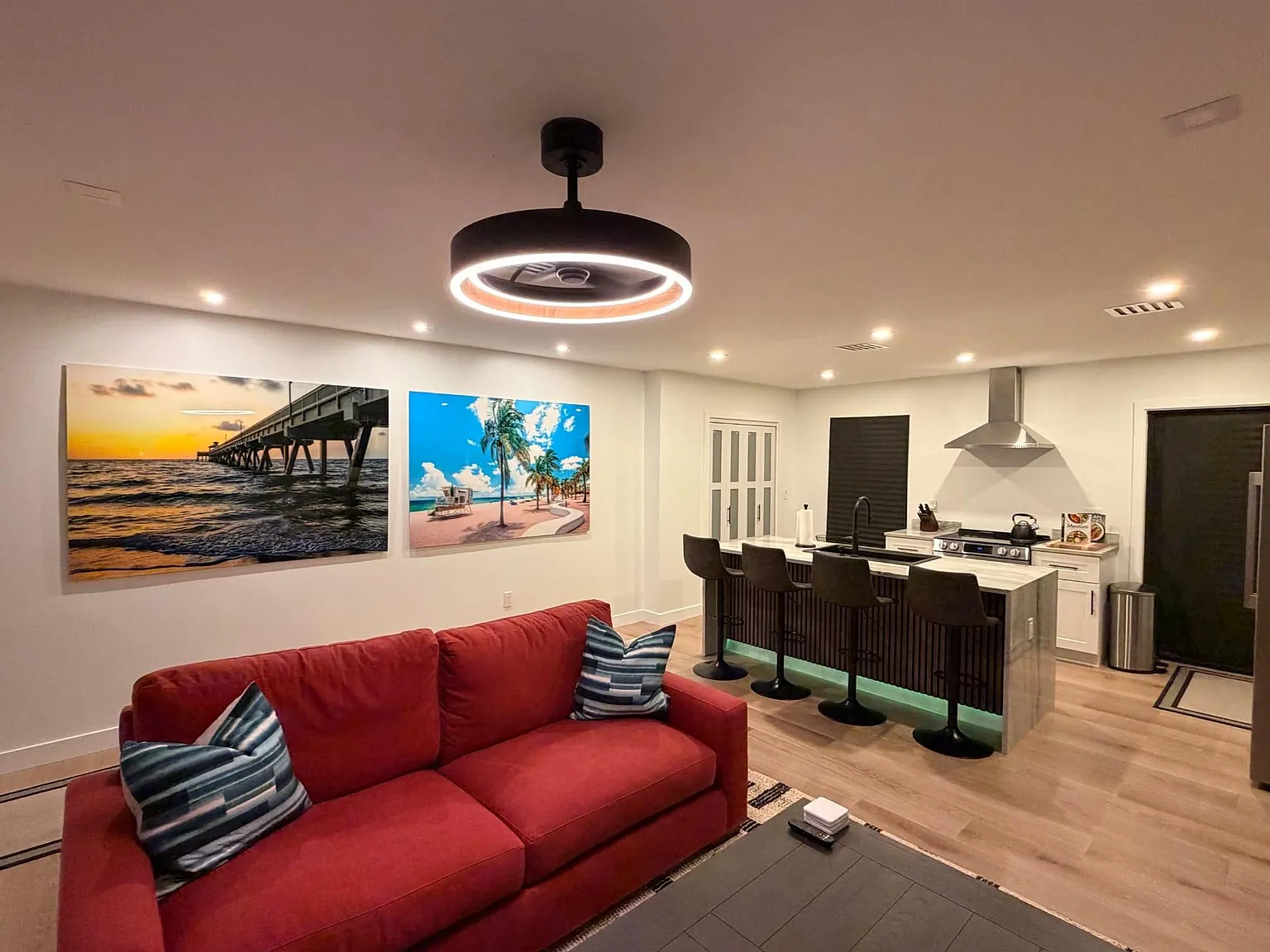 2 bed, 1.0 bath, 915 sqft, $2,900 — Photo 3