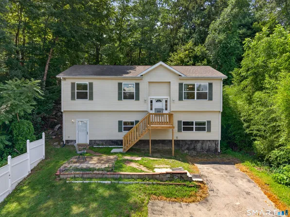 229 Palmer St Extension, Norwich, CT 06360