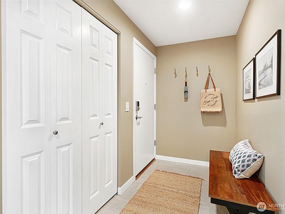 2nd image of 2618 4th Avenue N #504