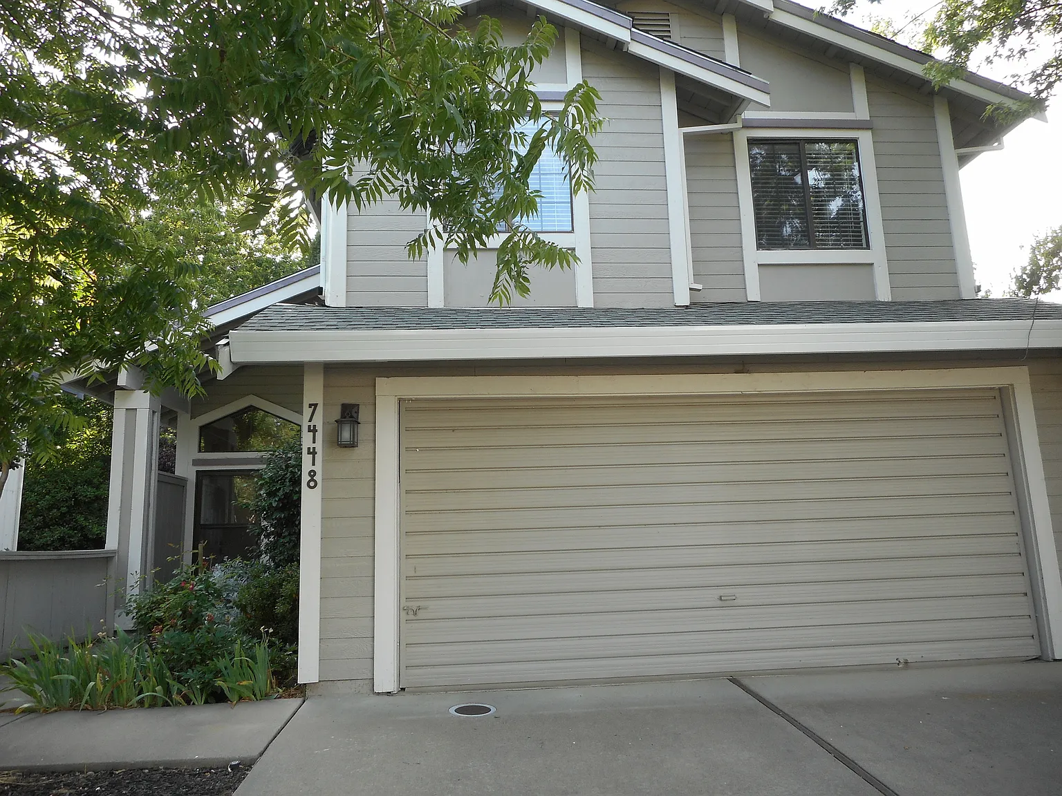 7448 Deltawind Dr photo 1
