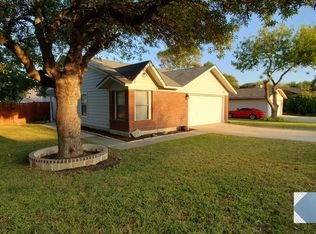 218 Canoga Park Dr, San Antonio, TX 78245