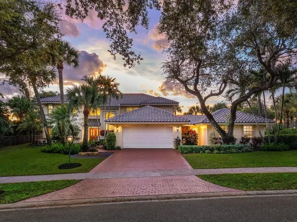 2860 W Hampton Circle, Delray Beach, FL 33445