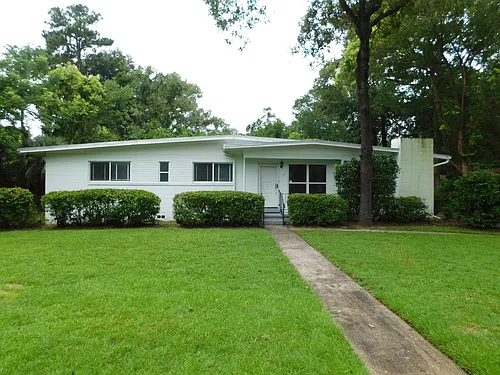 118 NW 35th Ter Photo 1
