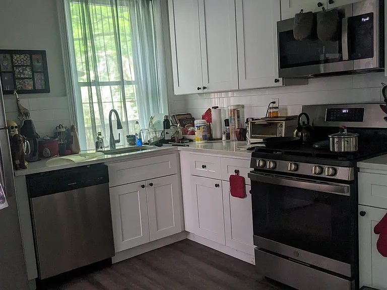 908 S 47th St #1F — Photo 12