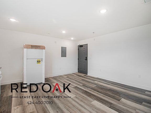 5th image of 2837 San Marino St #301