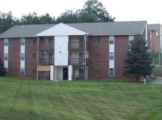 185 Birch Dr APT 3, Wytheville, VA 24382