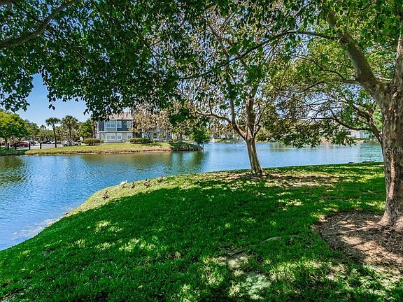3rd image of 13576 Lake Point Dr S