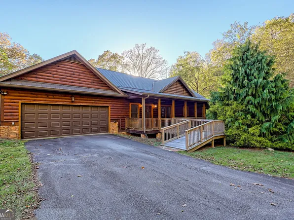 407 Blackberry Dr, Rabun Gap, GA 30568