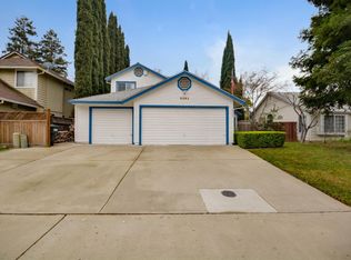 8262 Meadowhaven Dr, Sacramento, CA 95828