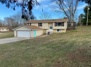 12850 Ridgeview Dr, New Concord, OH 43762