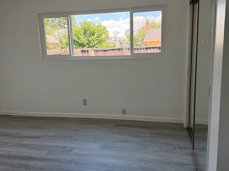 34526 Egerton Pl — Photo 11
