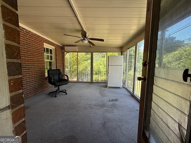 998 Highland Cir SE — Photo 27