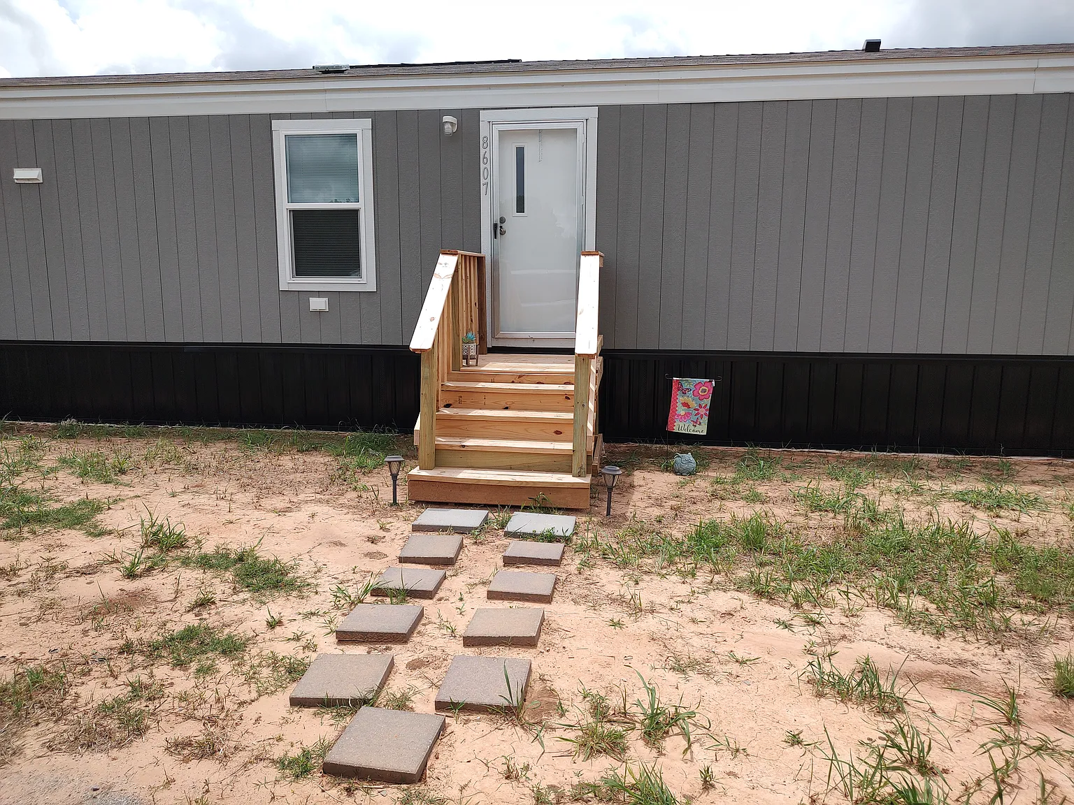 8607 N Bryan Rd — Photo 2