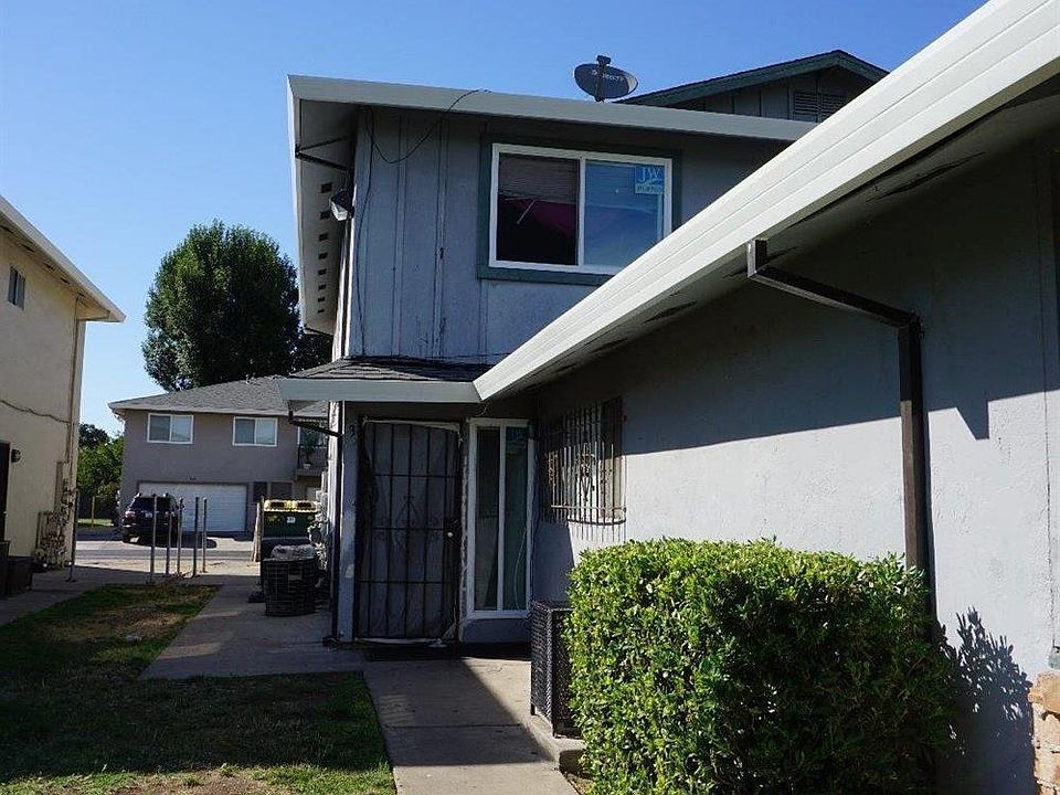 2nd image of 4477 La Cresta Way APT 3