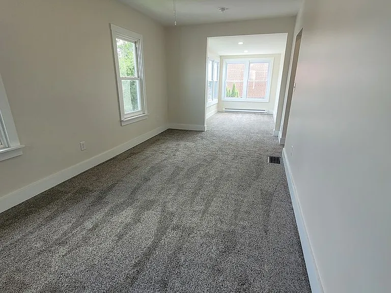 21 E Maple St — Photo 26