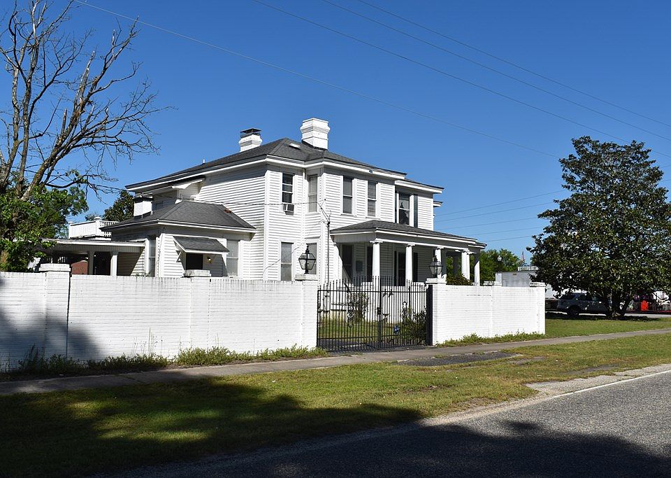 1176 Smith St, Turbeville, SC 29162 MLS 156673 Zillow