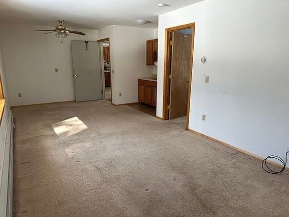 4th image of 61 Fuller Rd