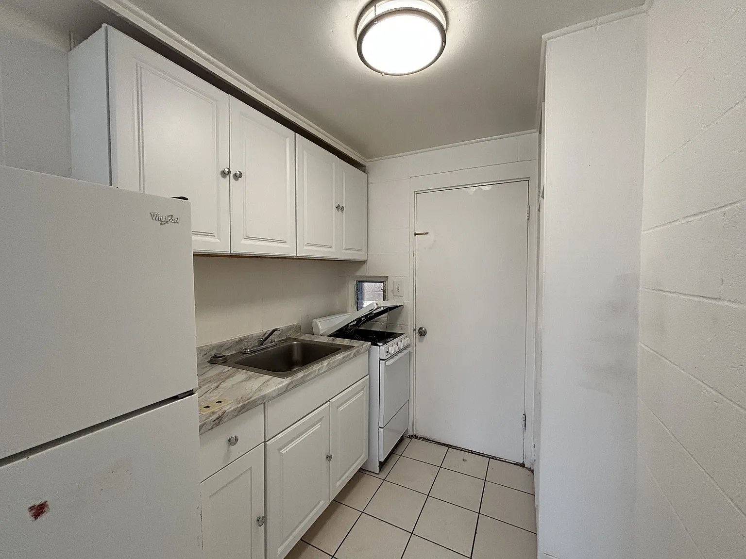94-226 Aniani Place - 1 — Photo 2