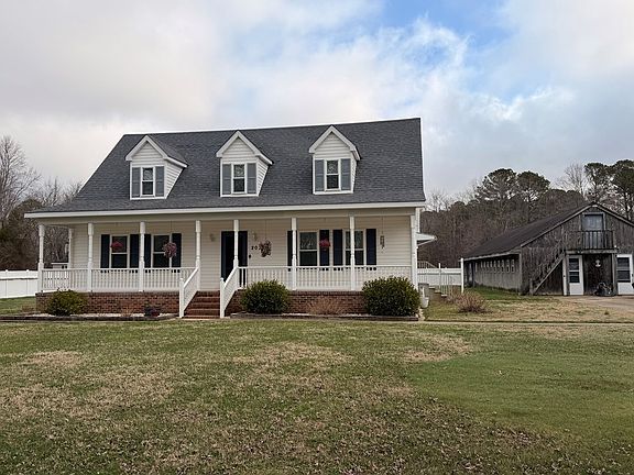 2nd image of 20365 Duncan Manor Dr