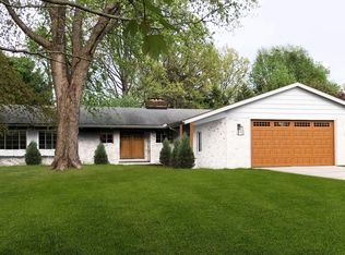 409 Pellett Dr, Bay Village, OH