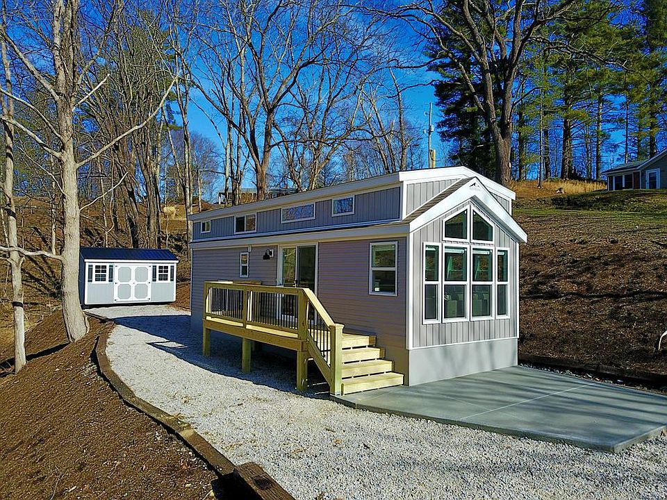 701 Top St, Fries, VA 24330 MLS 92811 Zillow