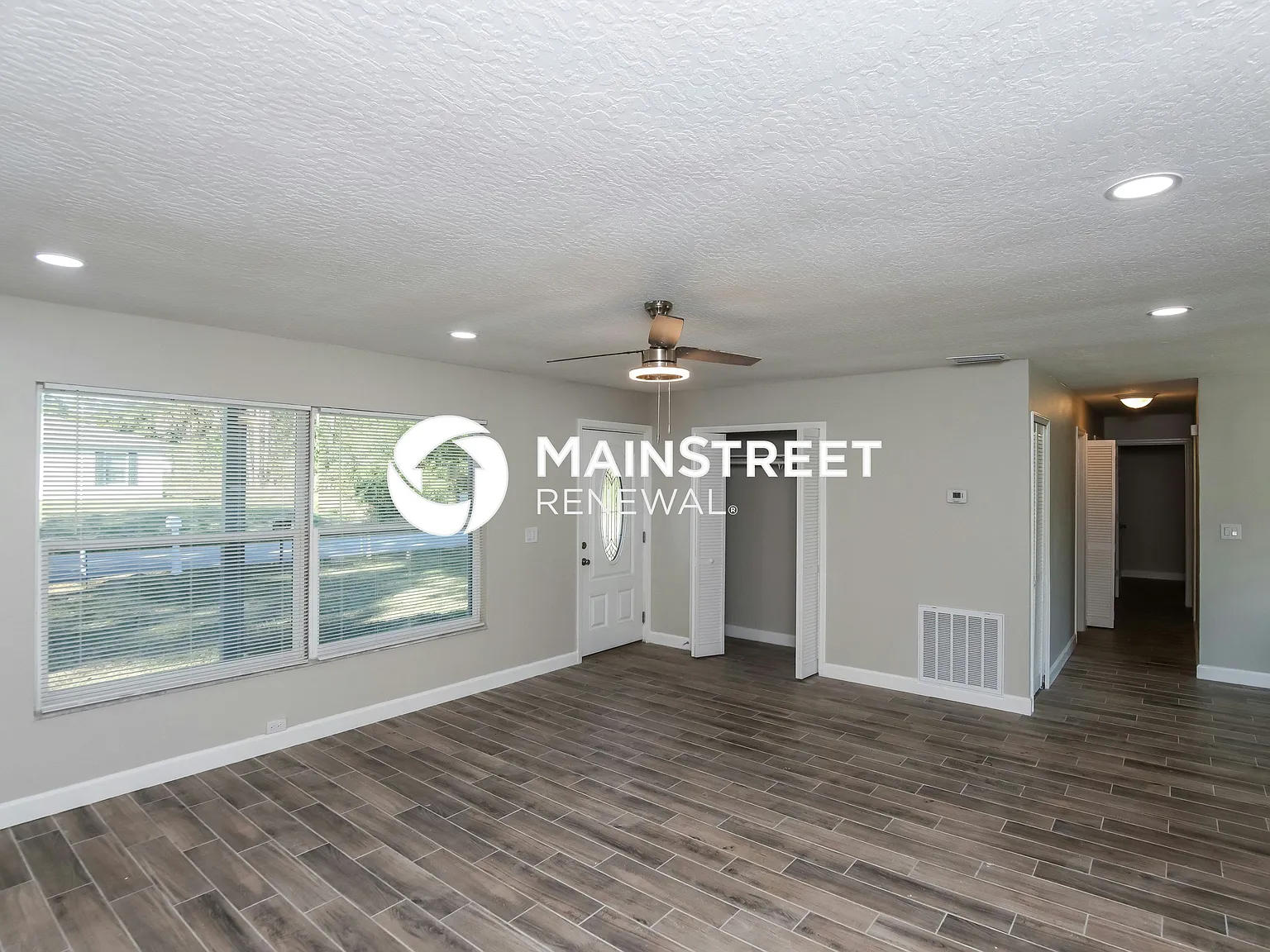 146 Okeefe St S E — Photo 4