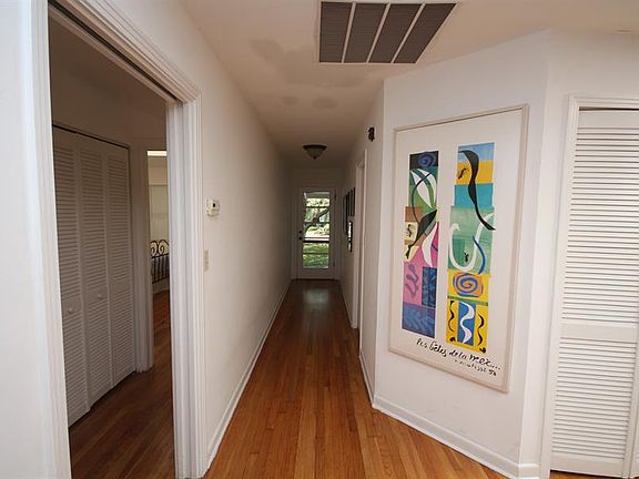2nd image of 416 N Jefferson Ave