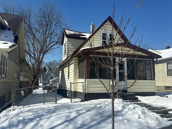 3rd image of 1271 Marion St