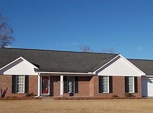 121 Huntingdon Dr, Leesburg, GA 31763