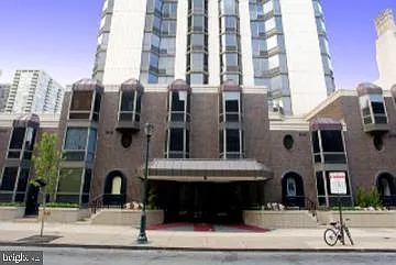 2020 Walnut St Photo 1