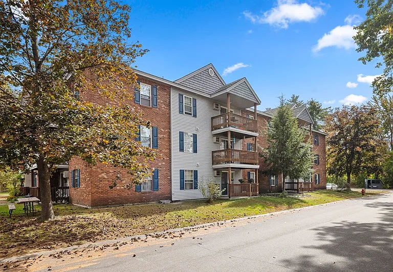 Pinewood Village Apartments — Photo 18