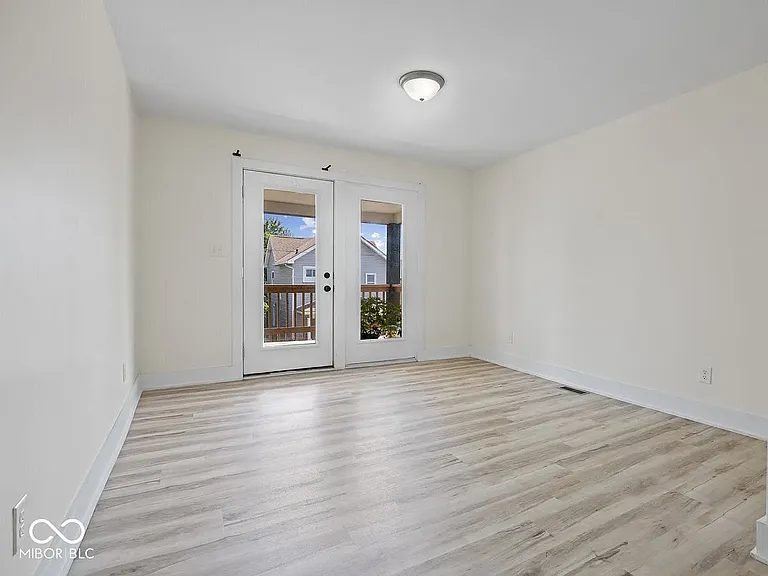 66 E Caven St #66 — Photo 13