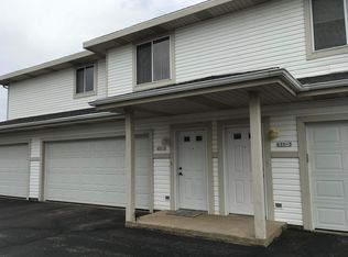 635 Beaus Bay UNIT 2, Slinger, WI 53086