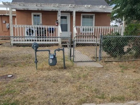 209 Peachtree St, Carlsbad, NM 88220