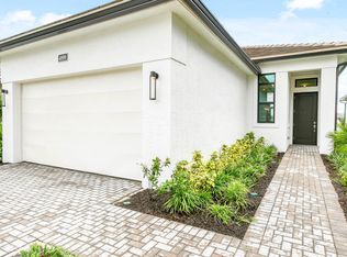 4899 Rivo Alto Cir, Loxahatchee, FL 33470