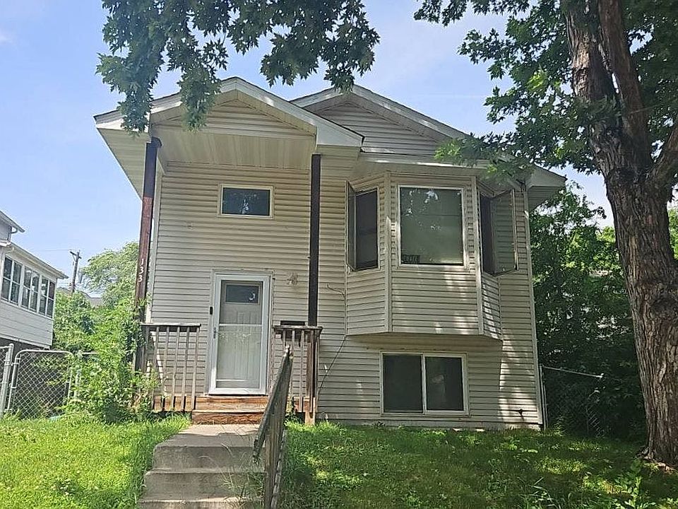 1st image of 133 Case Ave