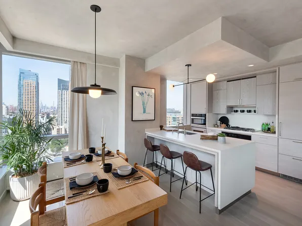 1 City Point image 4 of 25