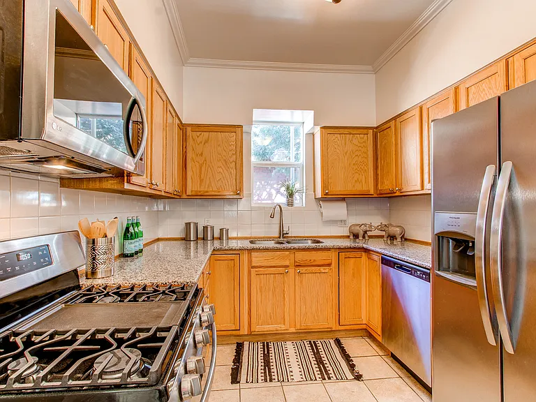 3206 N Madison St — Photo 7
