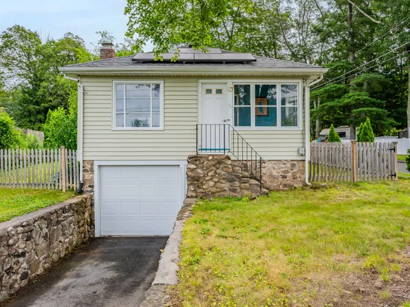 84 Secret Lake Road, Avon, CT 06001