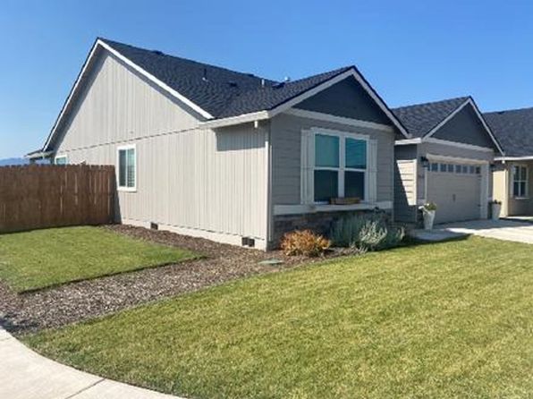 3628 Durst St, Medford, OR 97504