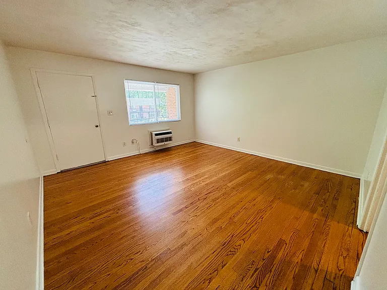 109 Northview Dr #6 — Photo 7