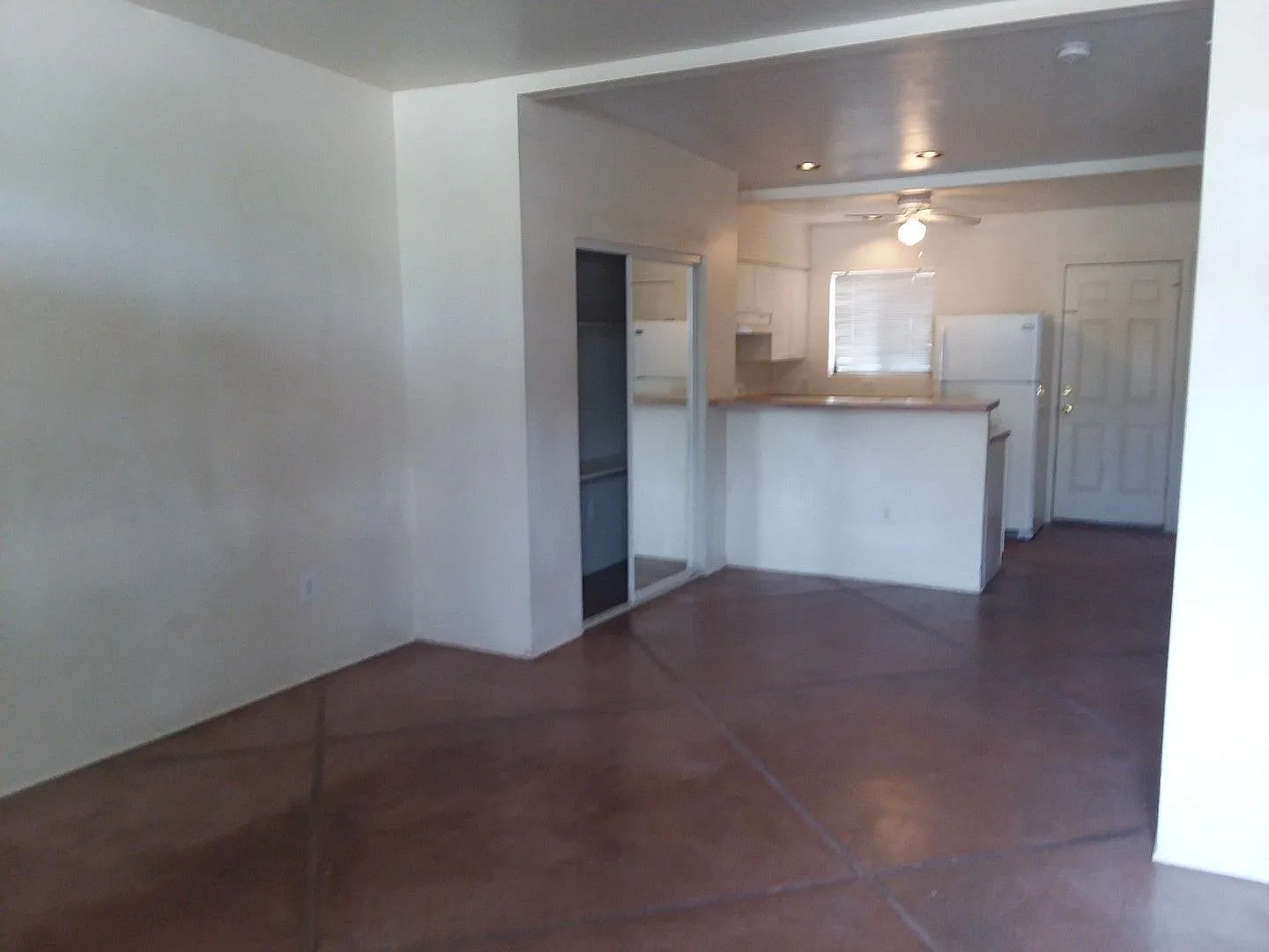 2 bed, 2.0 bath, 995 sqft, $1,249 — Photo 1