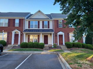 7945 Mariners Pointe Cir, Denver, NC 28037
