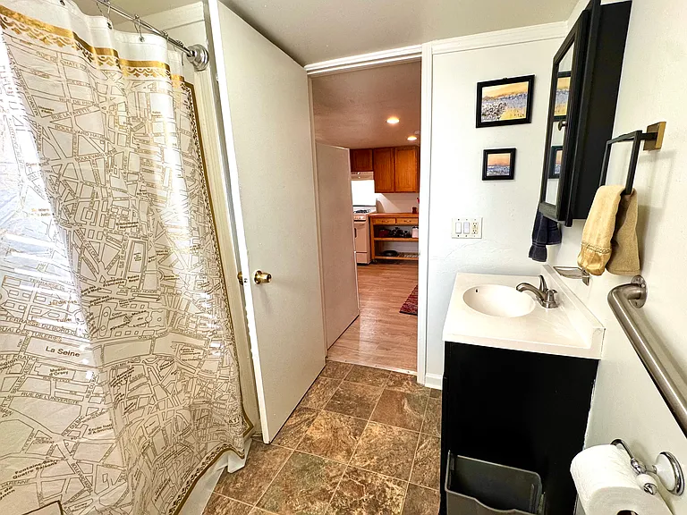 6705 Pacheco Pass Hwy #5 — Photo 13