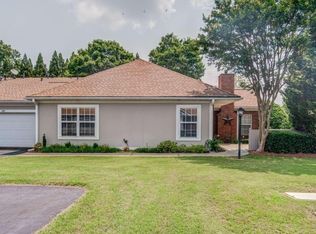 3710 Vineyards Lake Cir NW #U-2, Kennesaw, GA