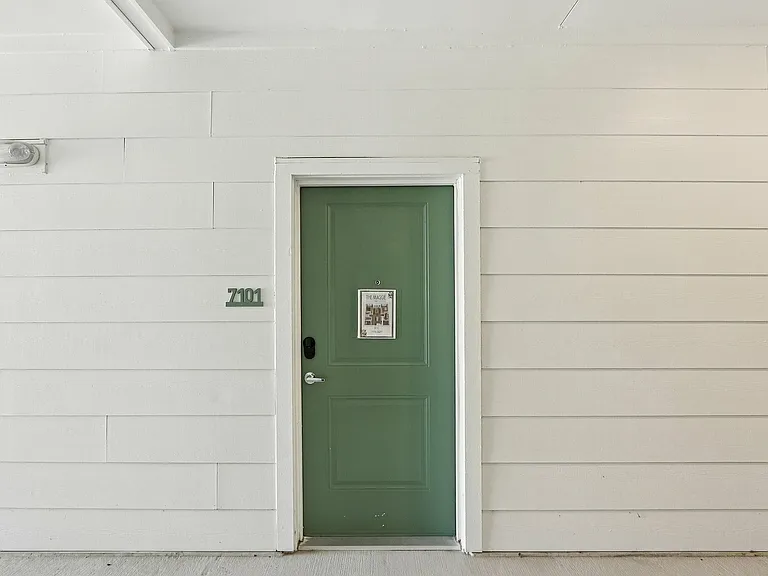 1-web-or-mls-3730 Dupont Ave Unit 7101-S1508-001