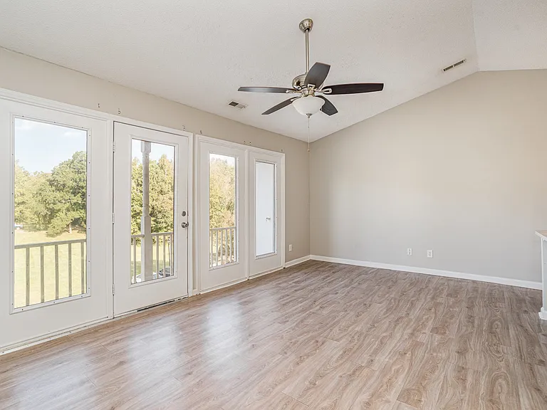 6165 Meadow Rose Ln — Photo 12