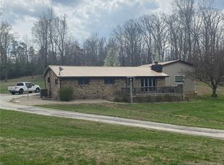 3714 Forestry Rd, Henryville, IN 47126