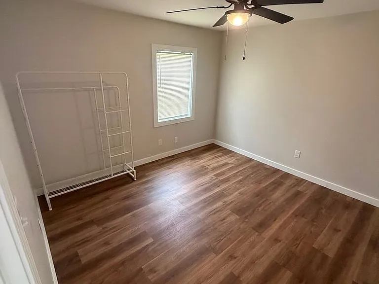 1507 Hamilton St — Photo 7