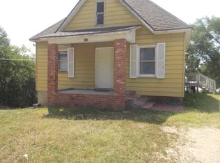 202 15th St, Ogden, KS 66517